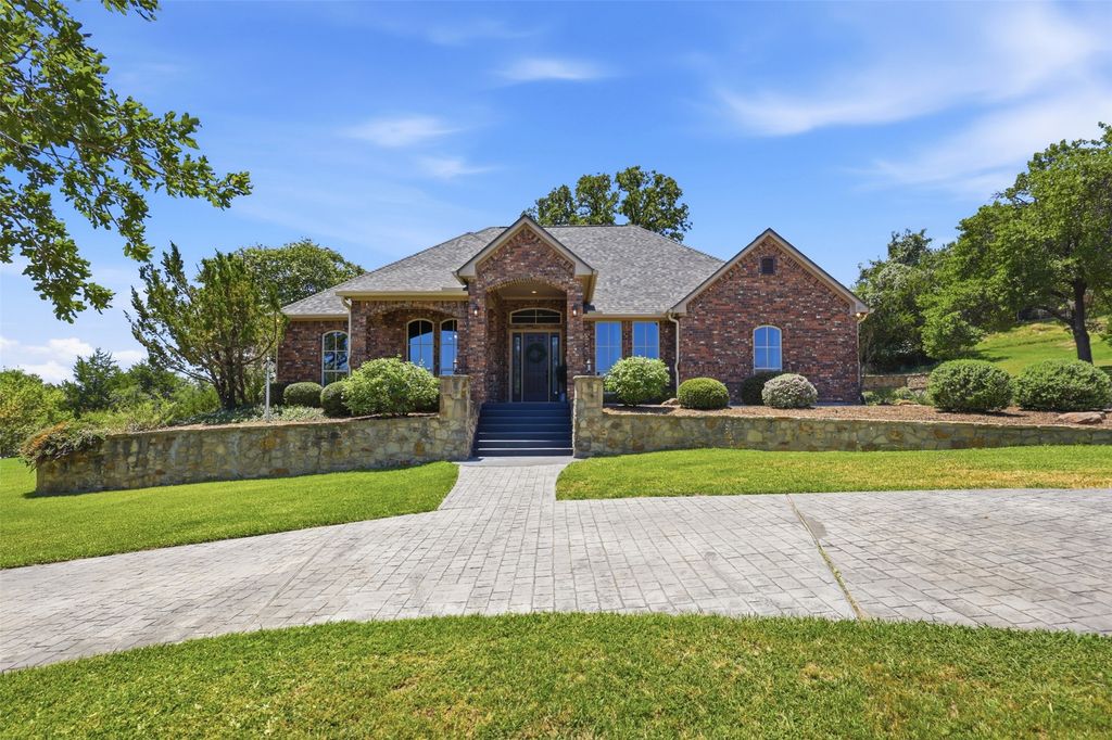 2010 Woodland Hills Lane, Weatherford, TX 76087