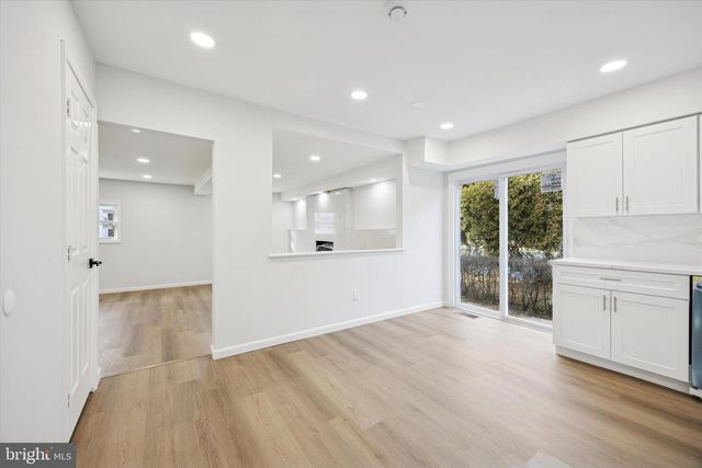 5 S SYRACUSE DR, Cherry Hill, NJ 08034