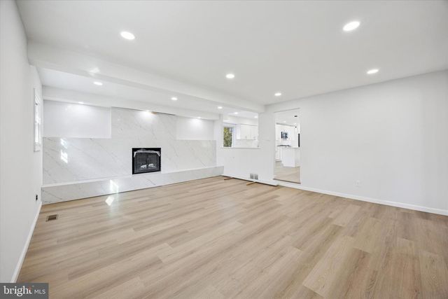 5 S SYRACUSE DR, Cherry Hill, NJ 08034