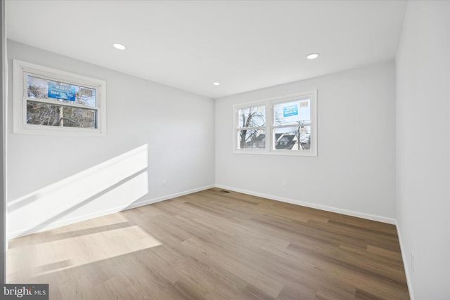 5 S SYRACUSE DR, Cherry Hill, NJ 08034