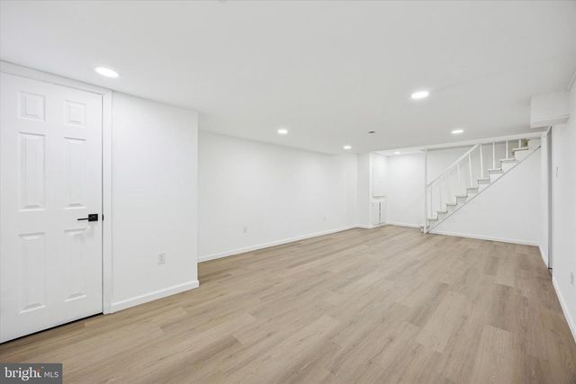 5 S SYRACUSE DR, Cherry Hill, NJ 08034