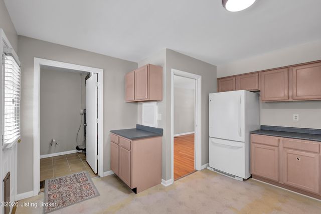 2633 Gardiner Ln, Louisville, KY 40205