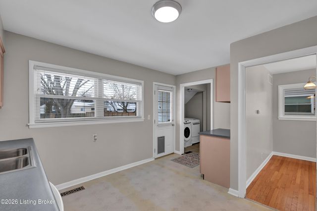 2633 Gardiner Ln, Louisville, KY 40205