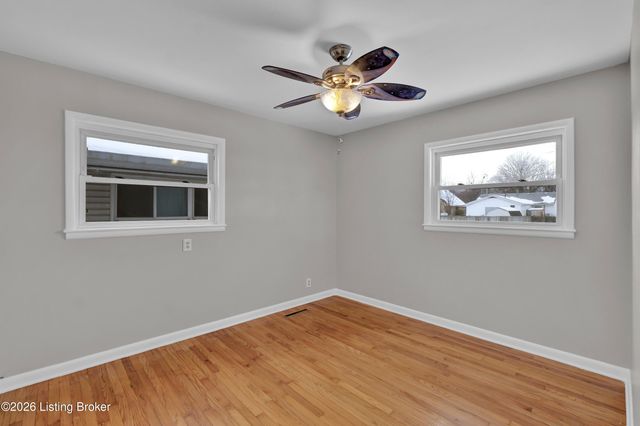 2633 Gardiner Ln, Louisville, KY 40205