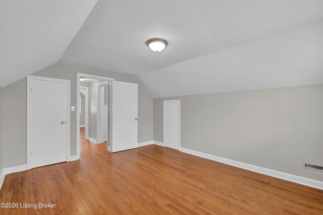 2633 Gardiner Ln, Louisville, KY 40205