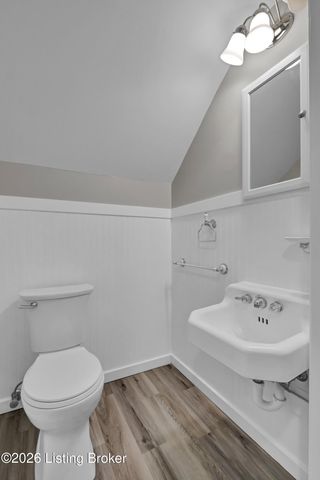 2633 Gardiner Ln, Louisville, KY 40205