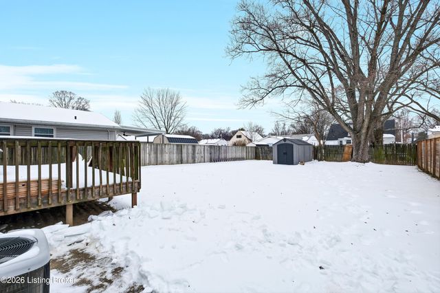 2633 Gardiner Ln, Louisville, KY 40205