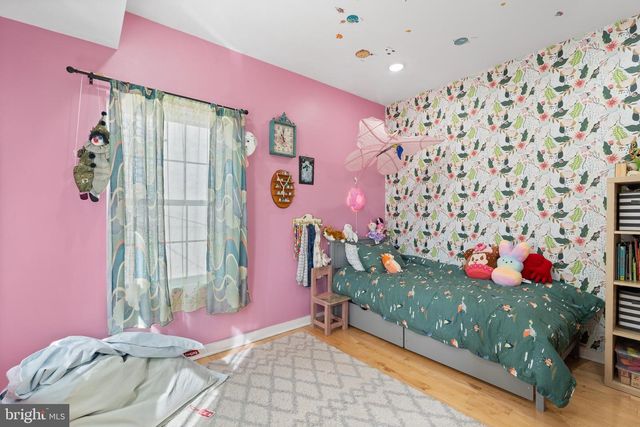 1940 S 6TH ST, Philadelphia, PA 19148