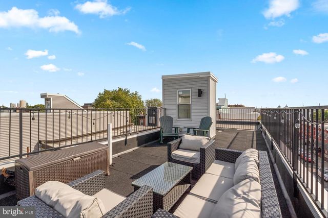 1940 S 6TH ST, Philadelphia, PA 19148