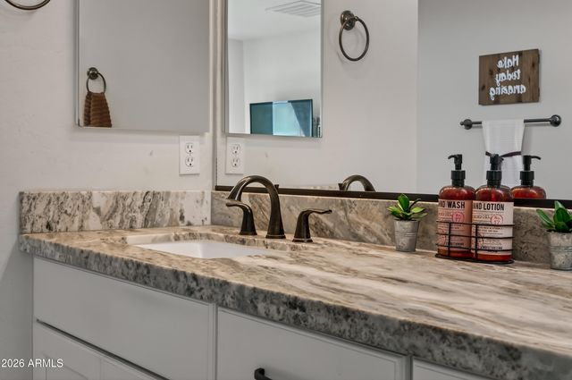 407 MCKINNON Road, Clarkdale, AZ 86324