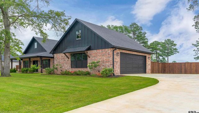 145 Waterfowl Ln, Longview, TX 75602