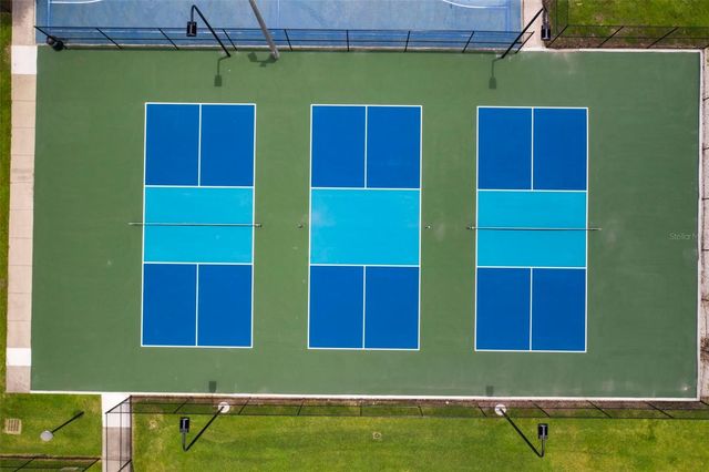 30927 WHITLOCK DRIVE, Wesley Chapel, FL 33543