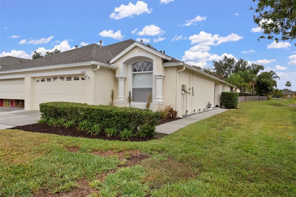 30927 WHITLOCK DRIVE, Wesley Chapel, FL 33543