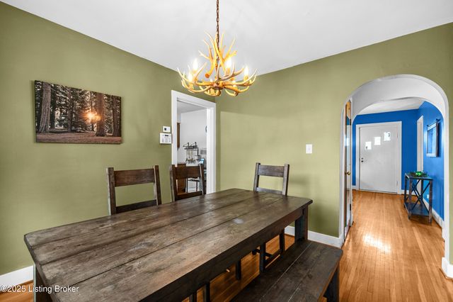 2110 Palatka Rd, Louisville, KY 40214