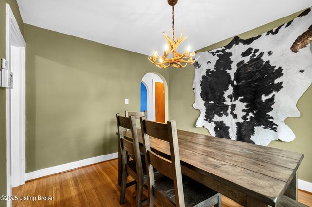 2110 Palatka Rd, Louisville, KY 40214