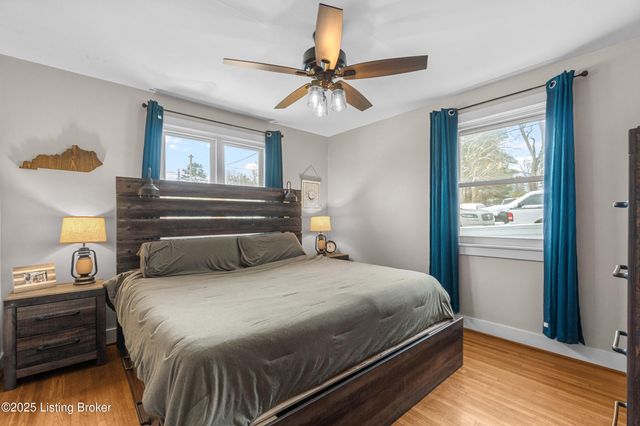 2110 Palatka Rd, Louisville, KY 40214