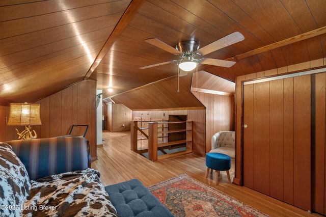 2110 Palatka Rd, Louisville, KY 40214