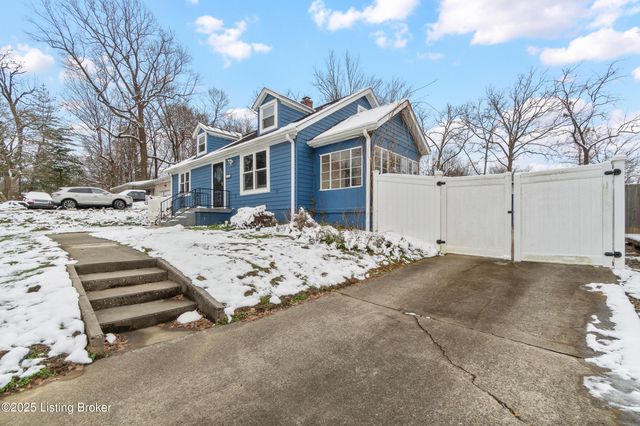 2110 Palatka Rd, Louisville, KY 40214