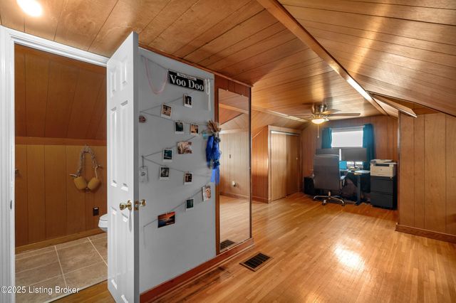 2110 Palatka Rd, Louisville, KY 40214