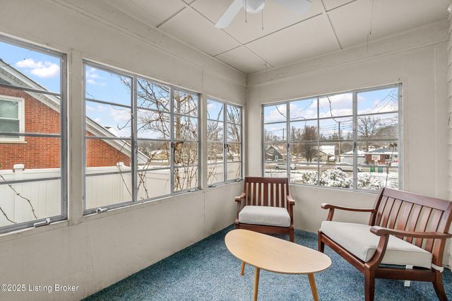 2110 Palatka Rd, Louisville, KY 40214