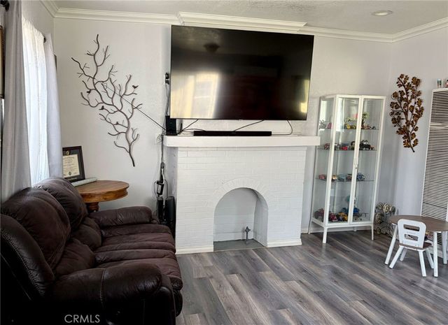 5607 S Normandie Avenue S, Los Angeles, CA 90037