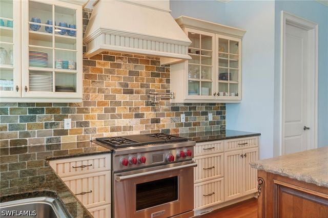 645 Broad AVE S, Naples, FL 34102