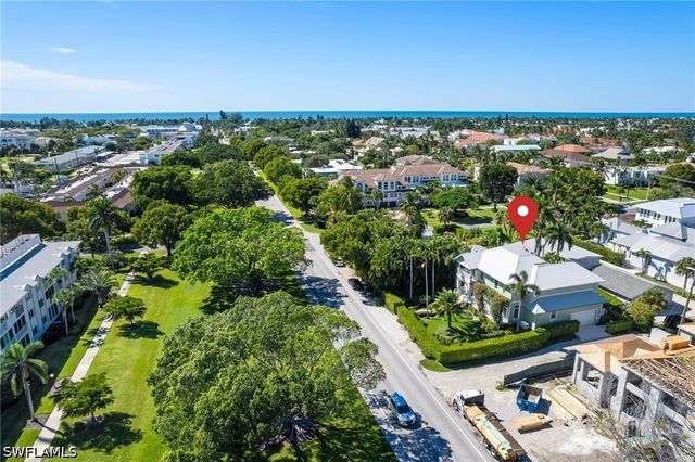 645 Broad AVE S, Naples, FL 34102