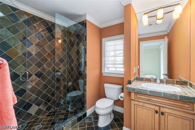 645 Broad AVE S, Naples, FL 34102
