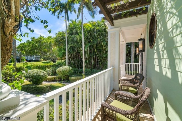 645 Broad AVE S, Naples, FL 34102