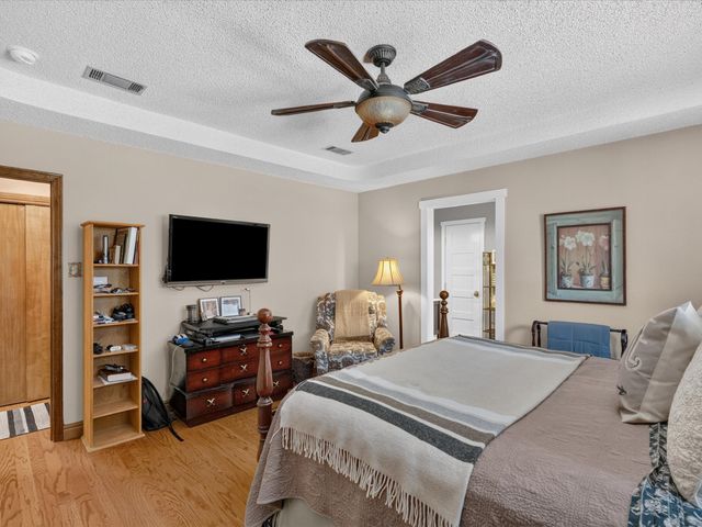 2501 New Haven Court, Bedford, TX 76022