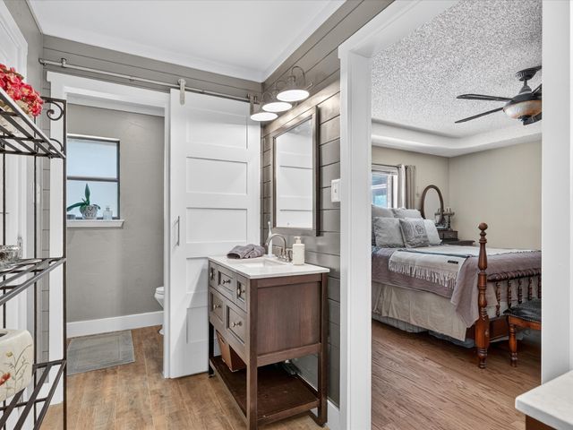 2501 New Haven Court, Bedford, TX 76022