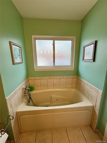 46991 Hidden River Circle N, Canton Charter Township, MI 48188