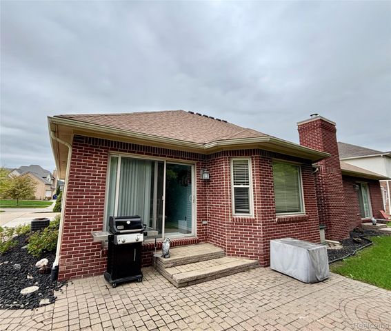 46991 Hidden River Circle N, Canton Charter Township, MI 48188