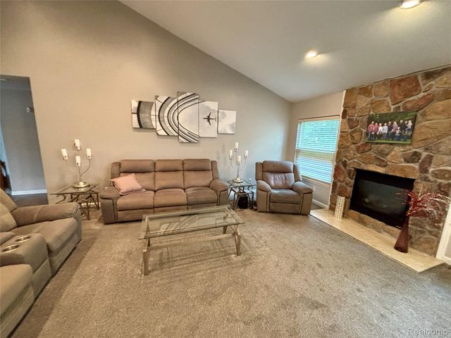 46991 Hidden River Circle N, Canton Charter Township, MI 48188