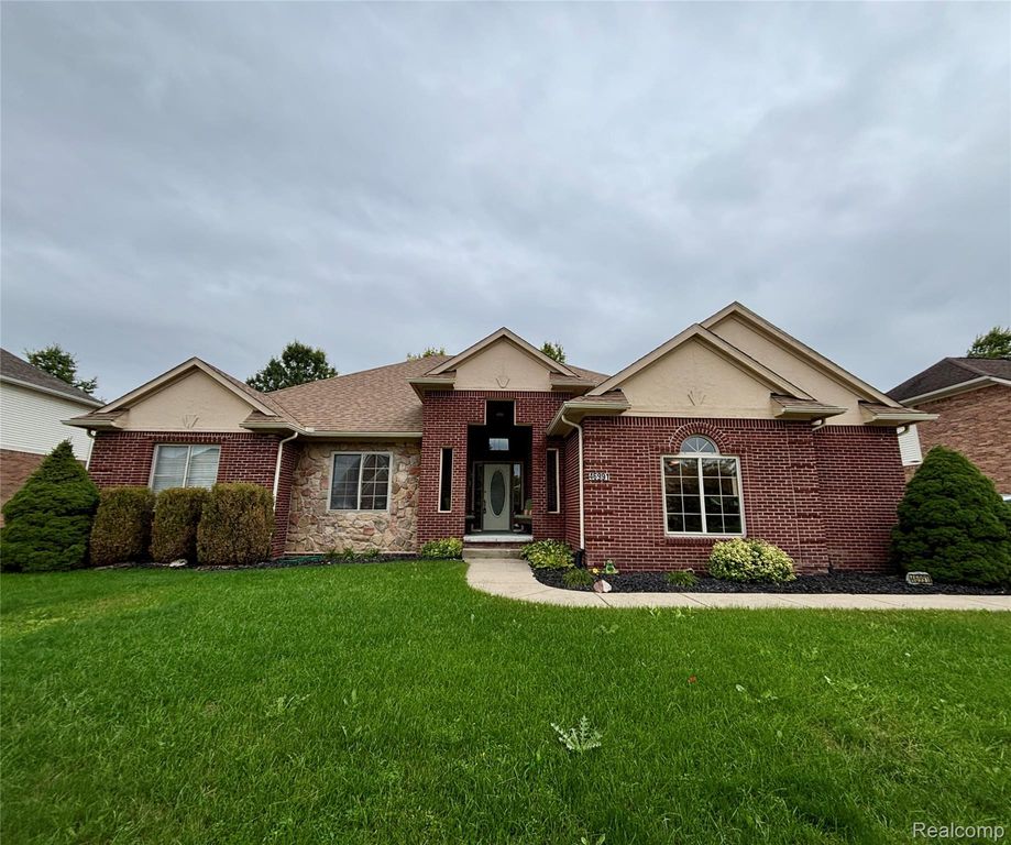 46991 Hidden River Circle N, Canton Charter Township, MI 48188