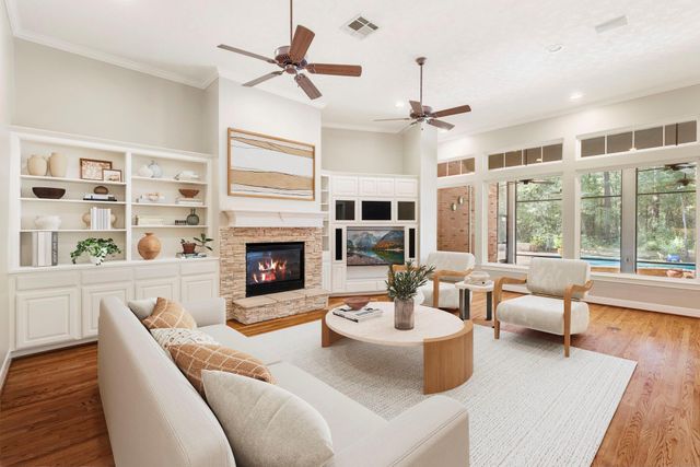 10857 Lake Forest Drive, Conroe, TX 77384