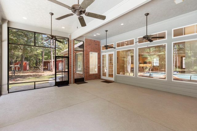 10857 Lake Forest Drive, Conroe, TX 77384