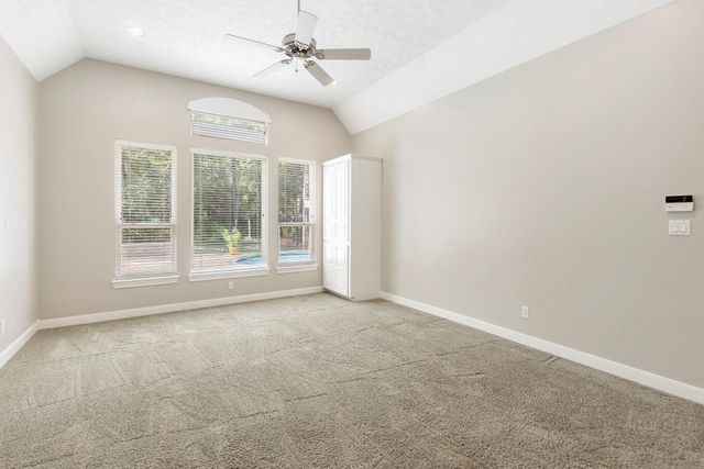 10857 Lake Forest Drive, Conroe, TX 77384