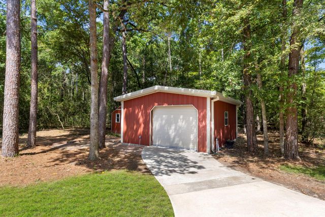 10857 Lake Forest Drive, Conroe, TX 77384