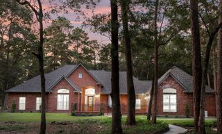 10857 Lake Forest Drive, Conroe, TX 77384