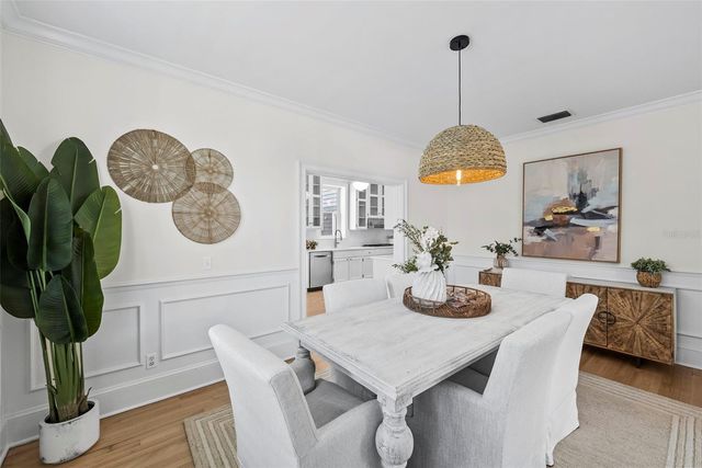 1403 W WATROUS AVENUE, Tampa, FL 33606