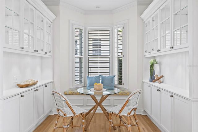 1403 W WATROUS AVENUE, Tampa, FL 33606