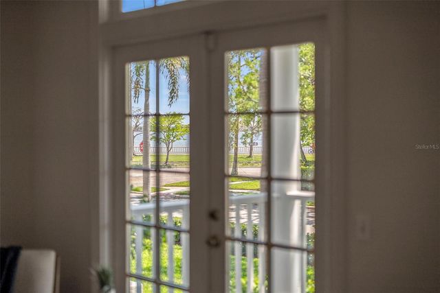 1403 W WATROUS AVENUE, Tampa, FL 33606