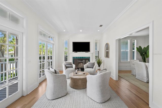 1403 W WATROUS AVENUE, Tampa, FL 33606