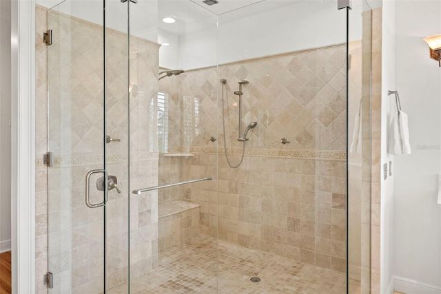 1403 W WATROUS AVENUE, Tampa, FL 33606