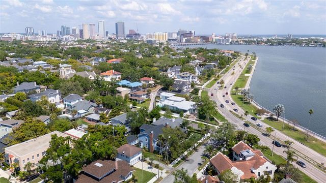 1403 W WATROUS AVENUE, Tampa, FL 33606