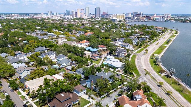 1403 W WATROUS AVENUE, Tampa, FL 33606