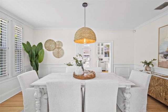 1403 W WATROUS AVENUE, Tampa, FL 33606