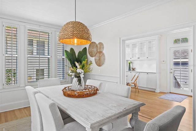 1403 W WATROUS AVENUE, Tampa, FL 33606