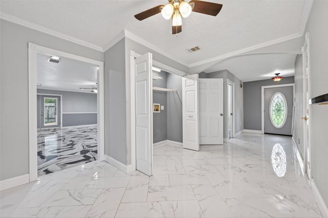 2239 Parkdale Drive, Houston, TX 77339